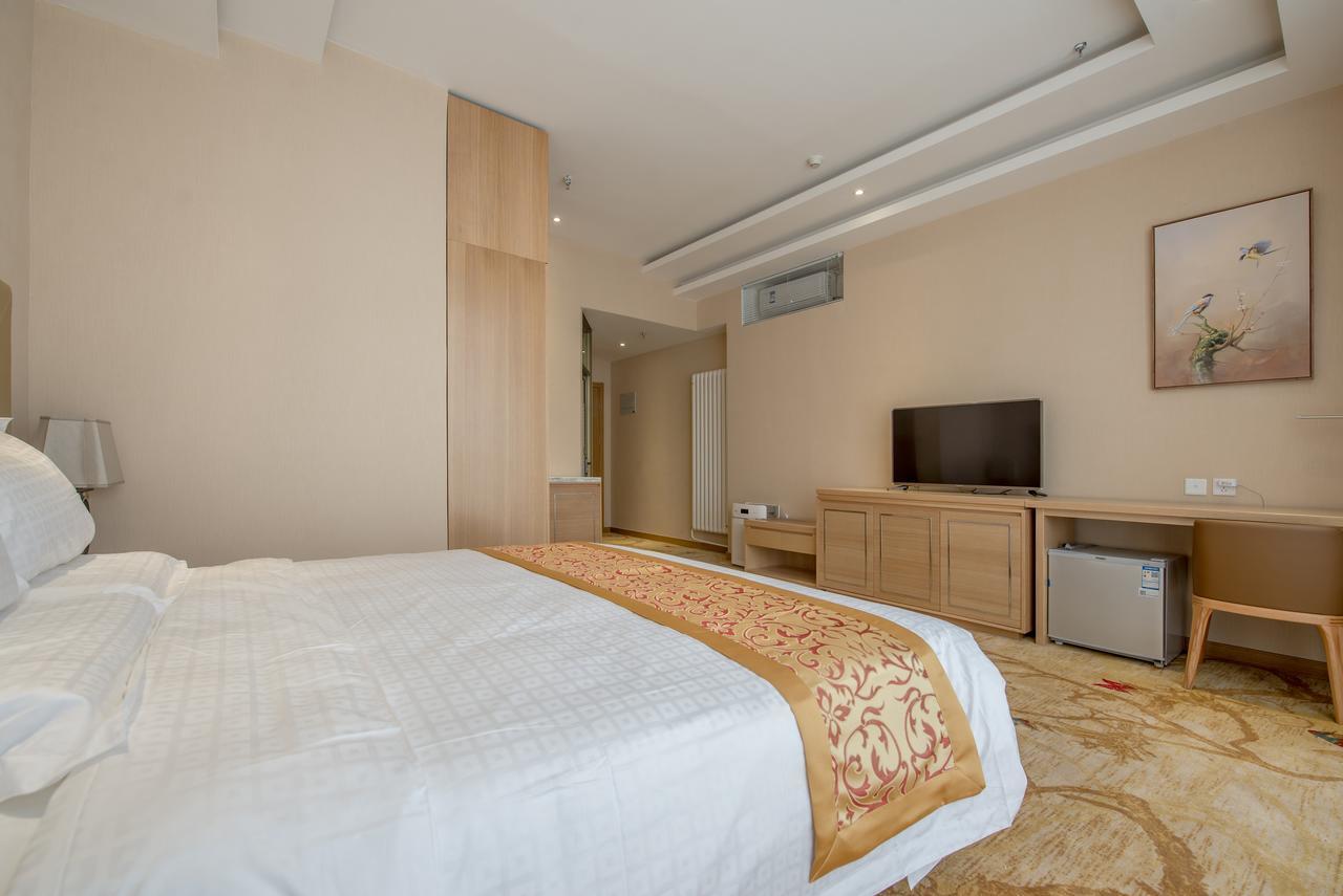 Dajiaoting International Business Hotel Beijing Exterior photo